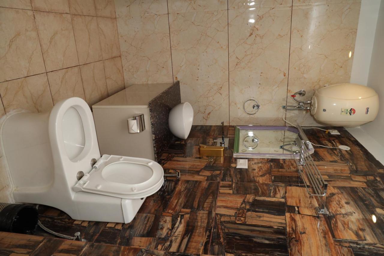 Hotel Cordelia Inn By Devpaga Hotels Pvt Ltd Risikés Kültér fotó