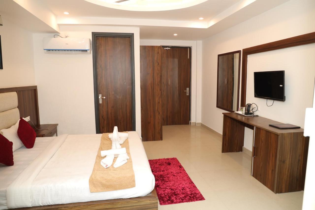 Hotel Cordelia Inn By Devpaga Hotels Pvt Ltd Risikés Kültér fotó