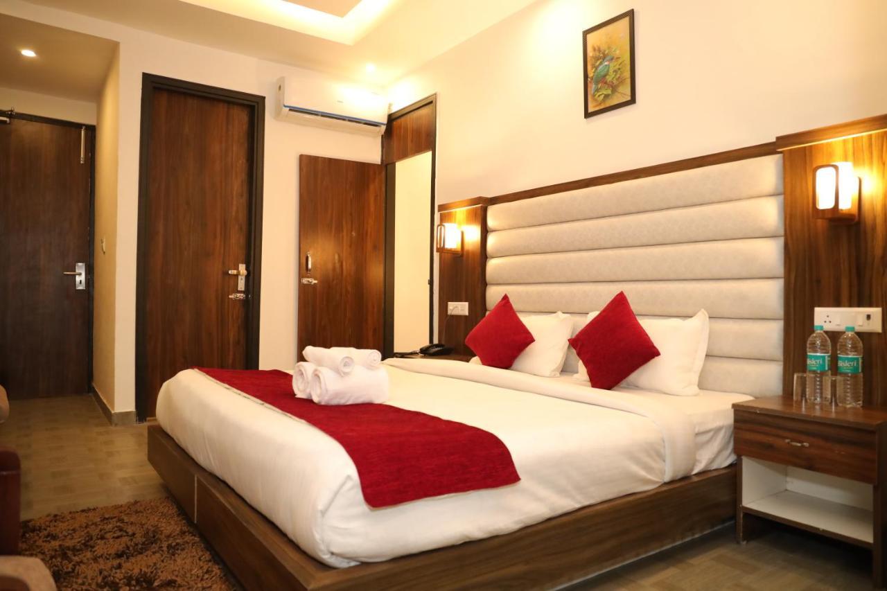 Hotel Cordelia Inn By Devpaga Hotels Pvt Ltd Risikés Kültér fotó